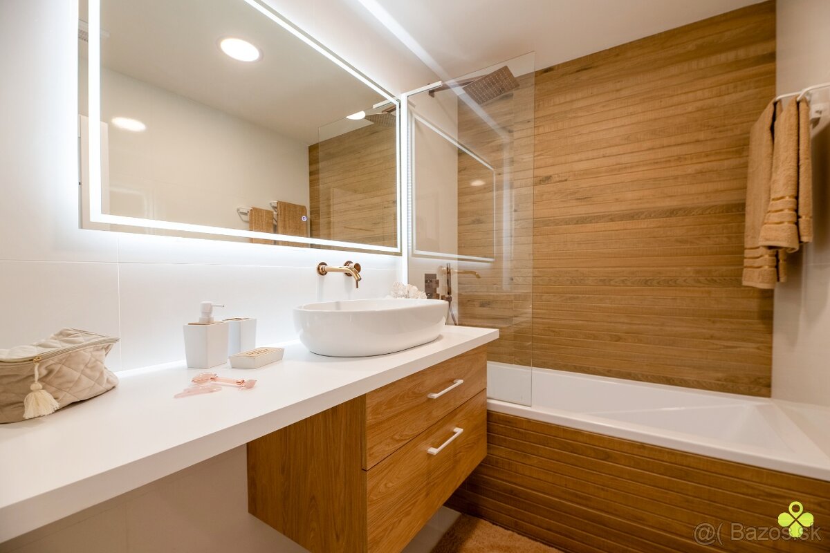 Nadčasový 3-izbový byt – Rudnaya, Staré sídlisko - 18