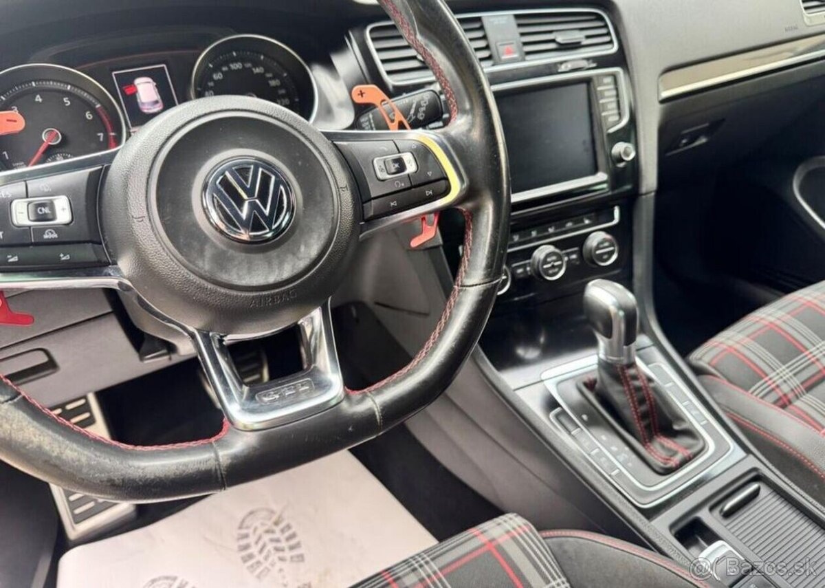 Volkswagen Golf 2,0GTi/162 KW Nový Motor TOP benzín - 18