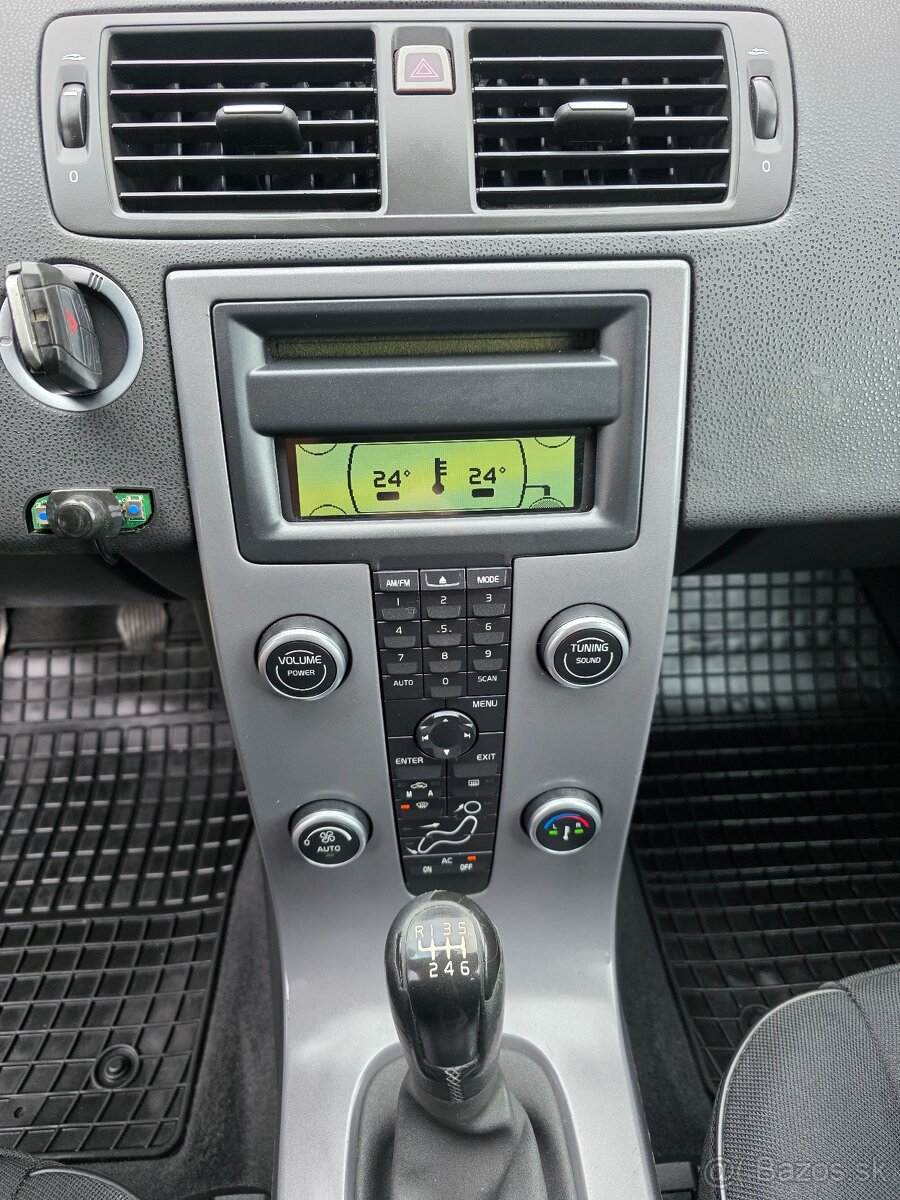 Volvo S40 2.0D Momentum,100kW - 18