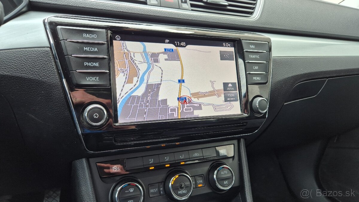 Škoda Superb Combi 2.0 TDI Business - 18