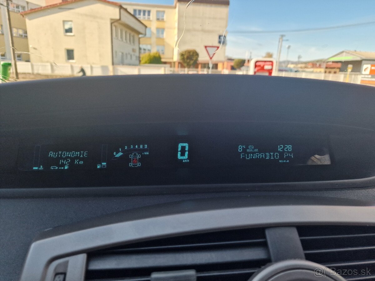 Renault scenic Grand 2011 - 18