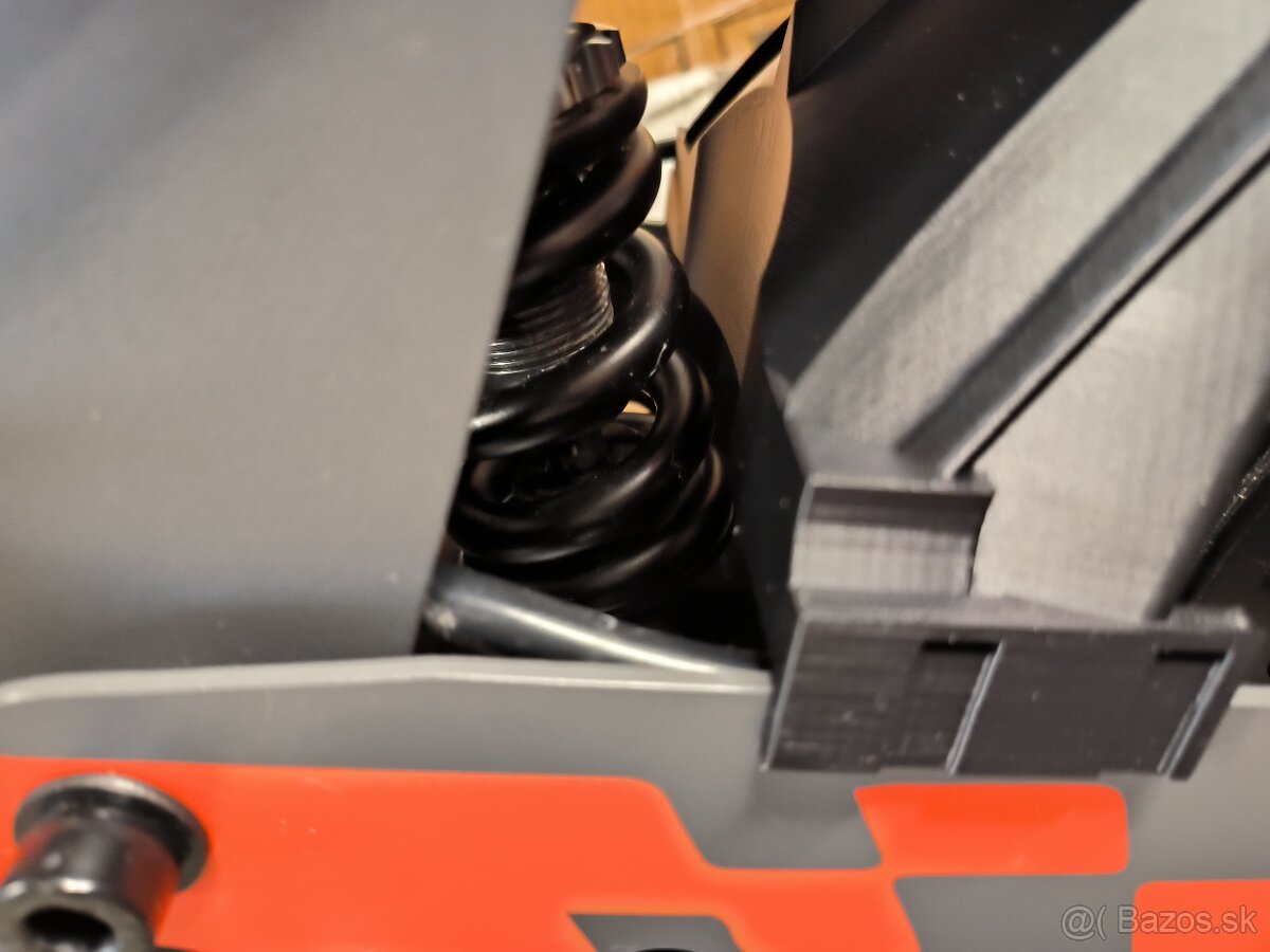 Kukirin G2 800 W 15 Ah 2025 - ZARUKA - 0 Kilometrov - 18