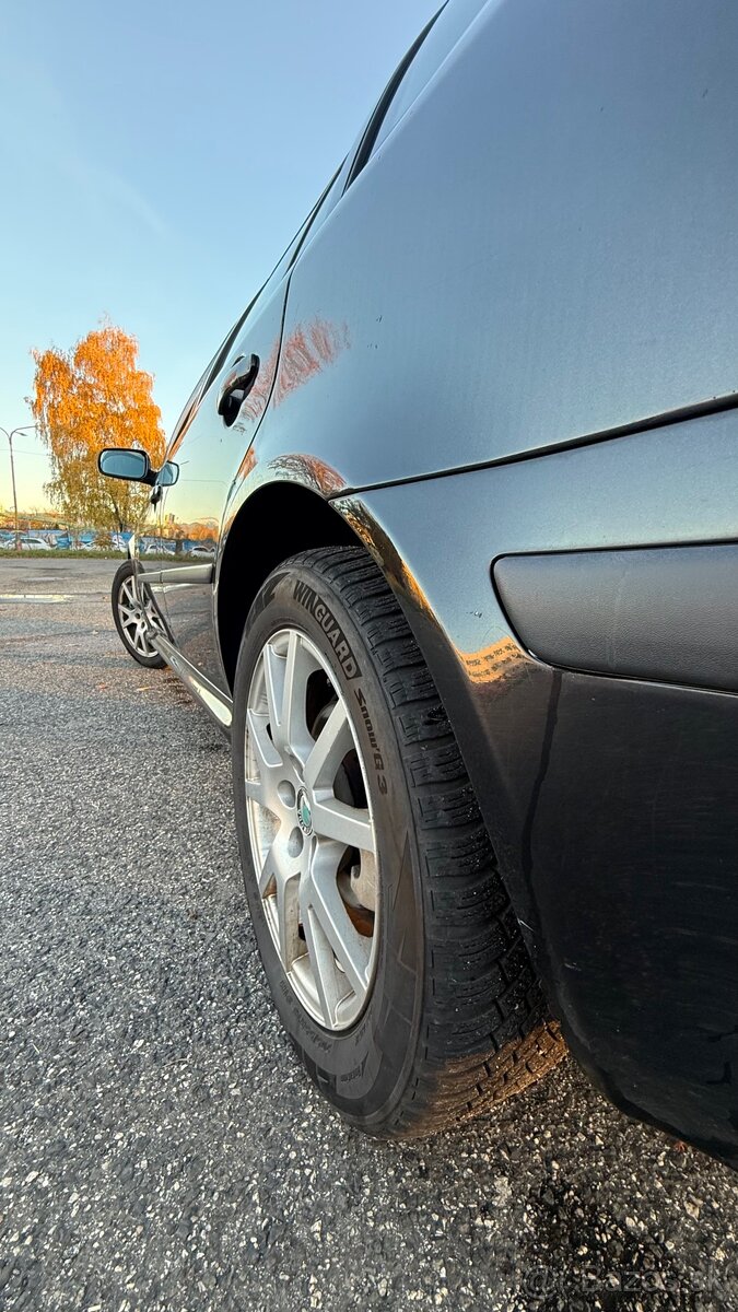Škoda Octavia RS 1.8 Turbo - 18