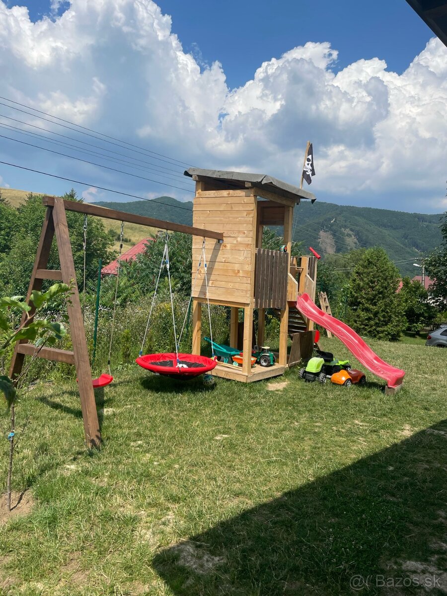 VÝHODNE Rodinný dom po rekonštrukcii Stránske Zilina - 18