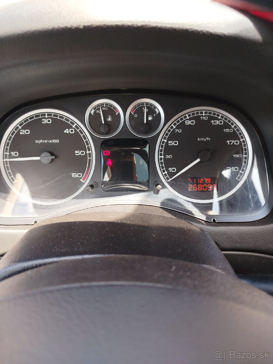 Peugeot 307 sw 1.6 hdi 80kw r.v2005 - 18