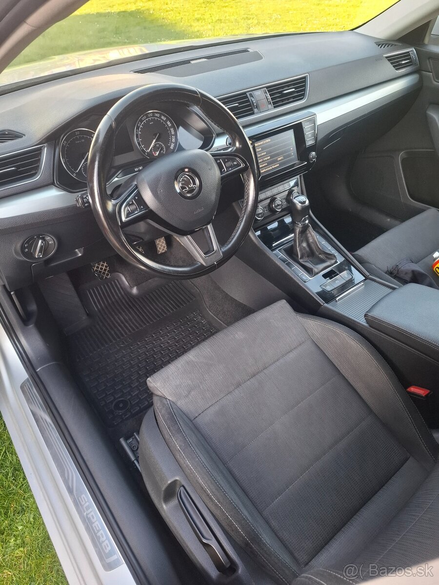 Škoda Superb 3 12/2015 ambition tdi - 18