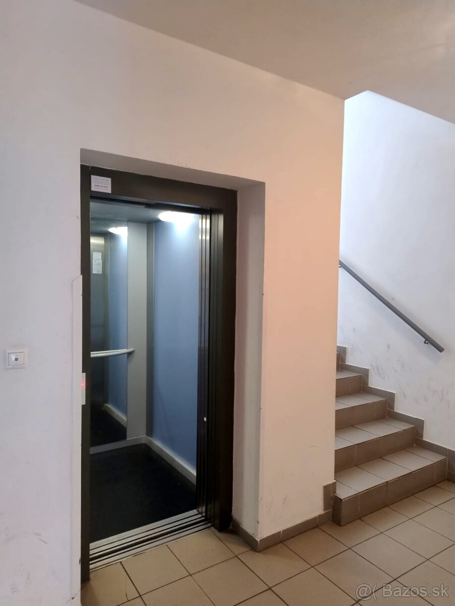 SENEC – NA PREDAJ moderný veľkometrážny 2 izbový byt s loggi - 18