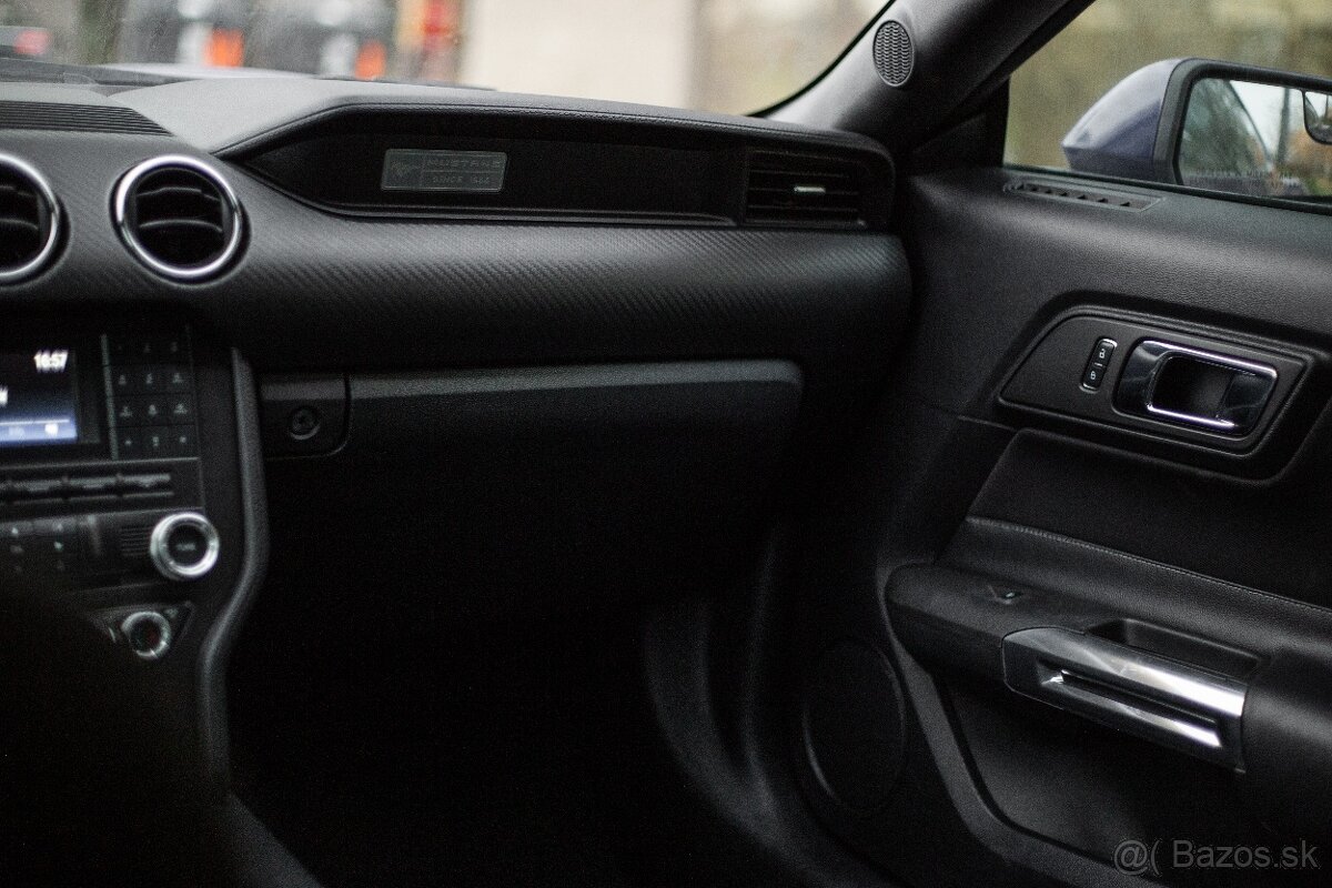 FORD MUSTANG 3.7 - 18