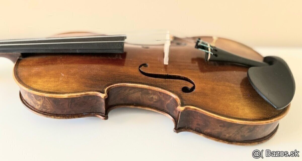 husle 4/4 model Stradivari (očkový javor) - 18