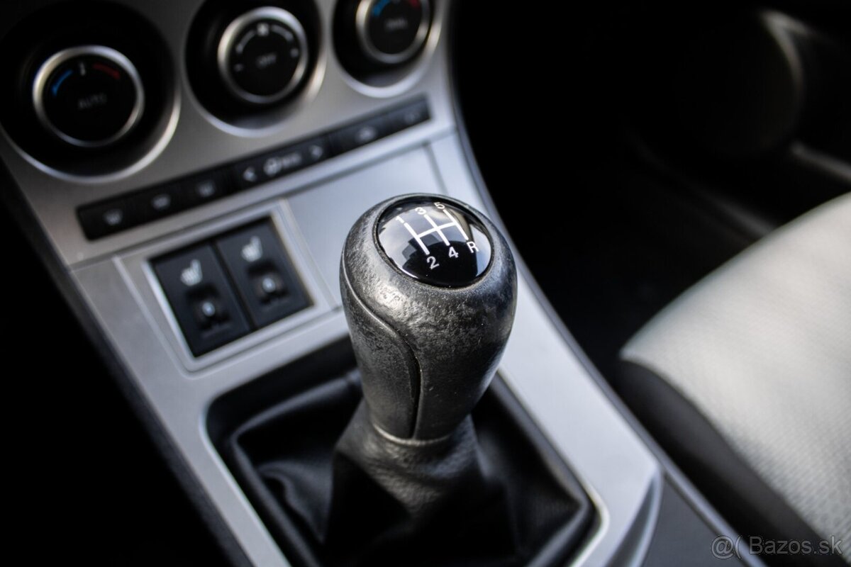 Mazda 3 1.6, 77kW (2010) - 18