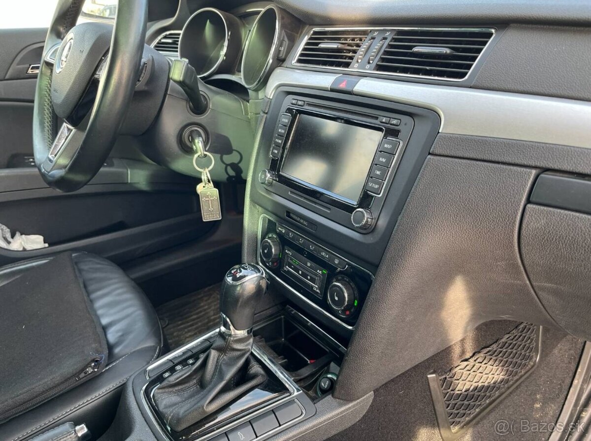 Škoda Superb 2.0 TDI DSG - 18
