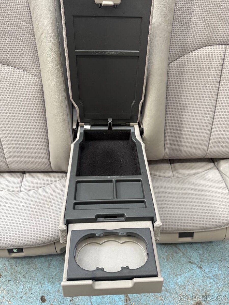 Sedadla Mercedes-Benz W211 sedan facelift - 18