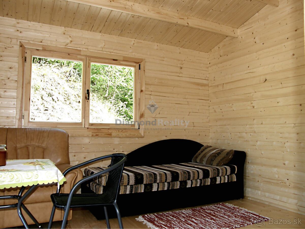 Zrub s pozemkom v Slovinkách, lesy, v zime sneh - 18