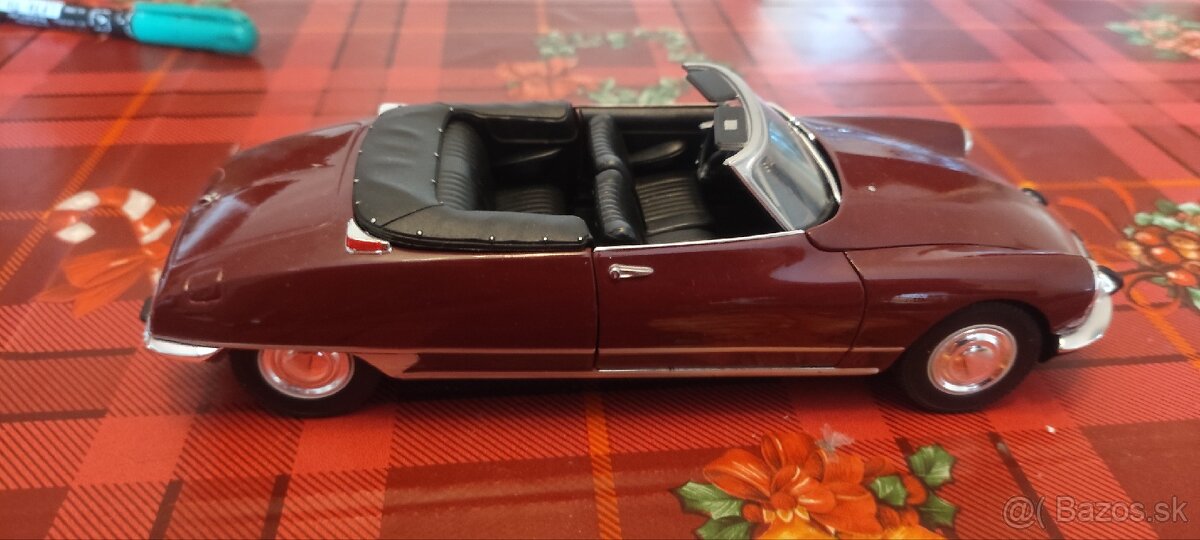 1/24 burago welly - 18