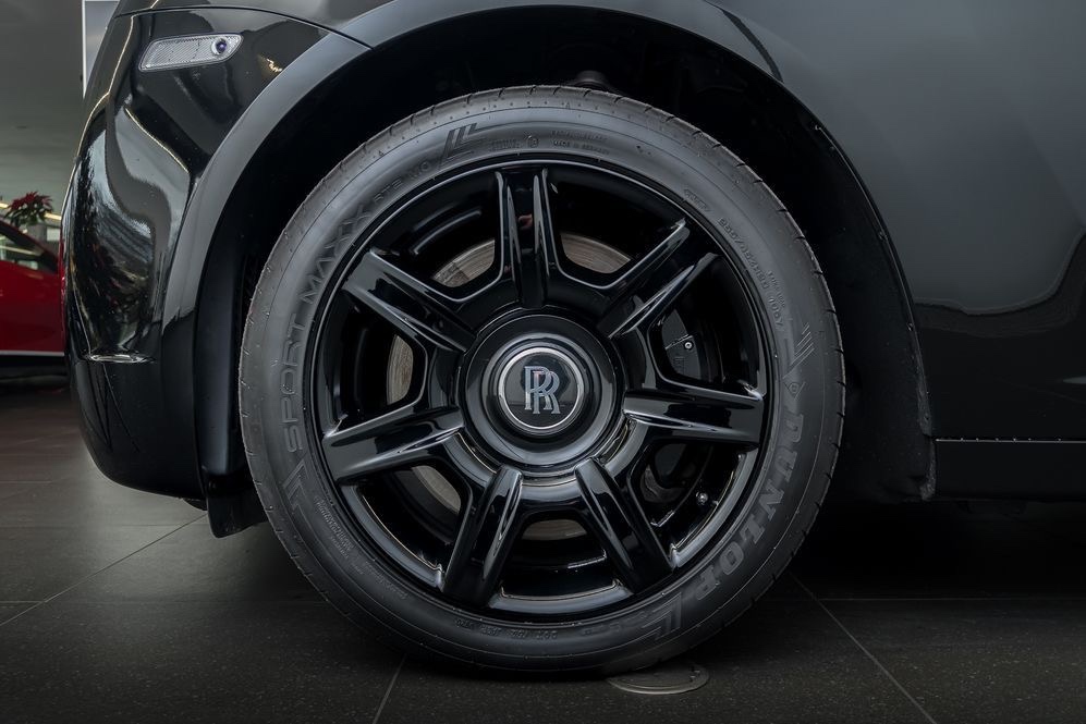 Rolls Royce Ghost maximální výbava najeto 68.tis km - 18