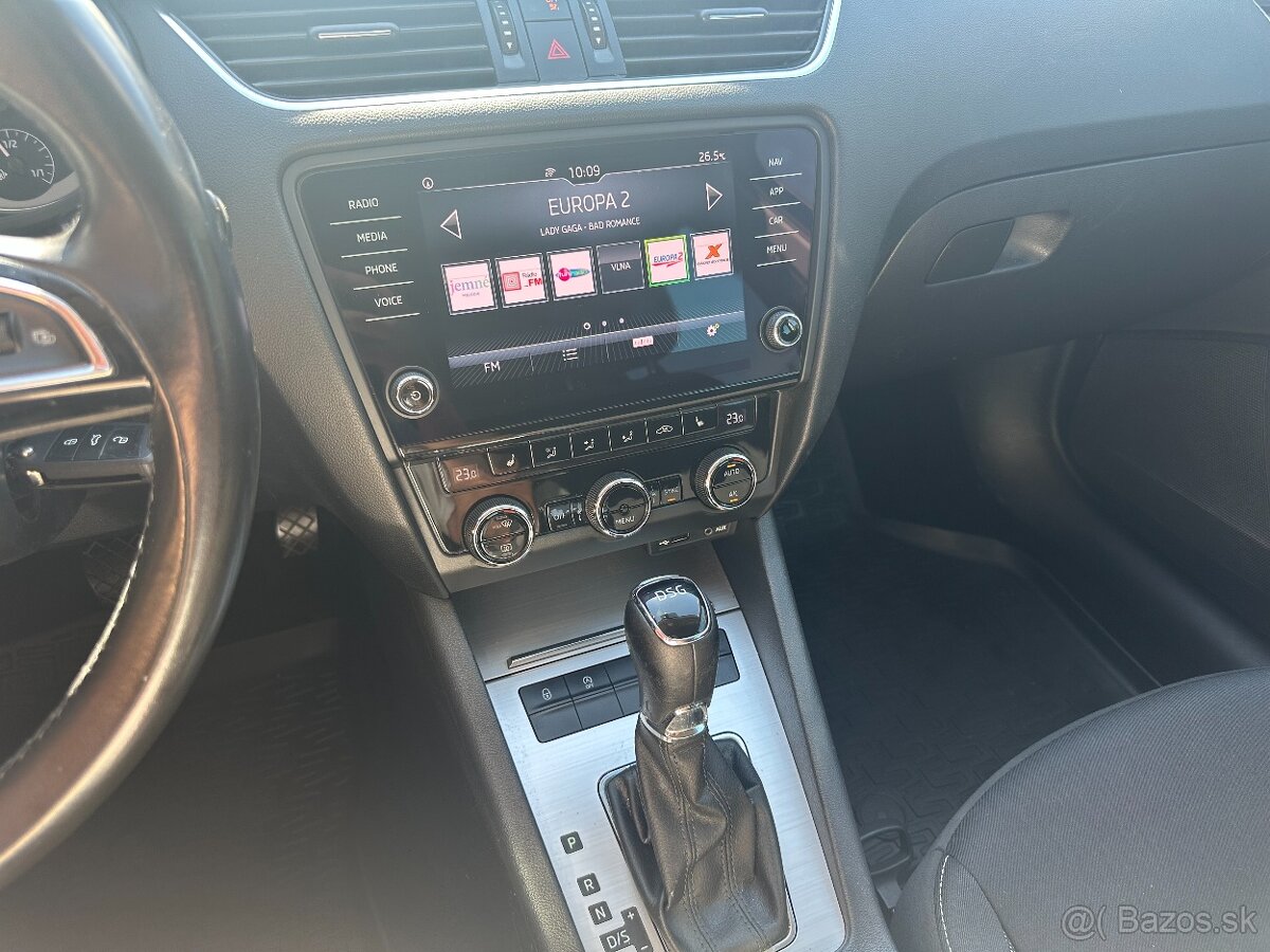 2017 Skoda Octavia Combi DSG - 18