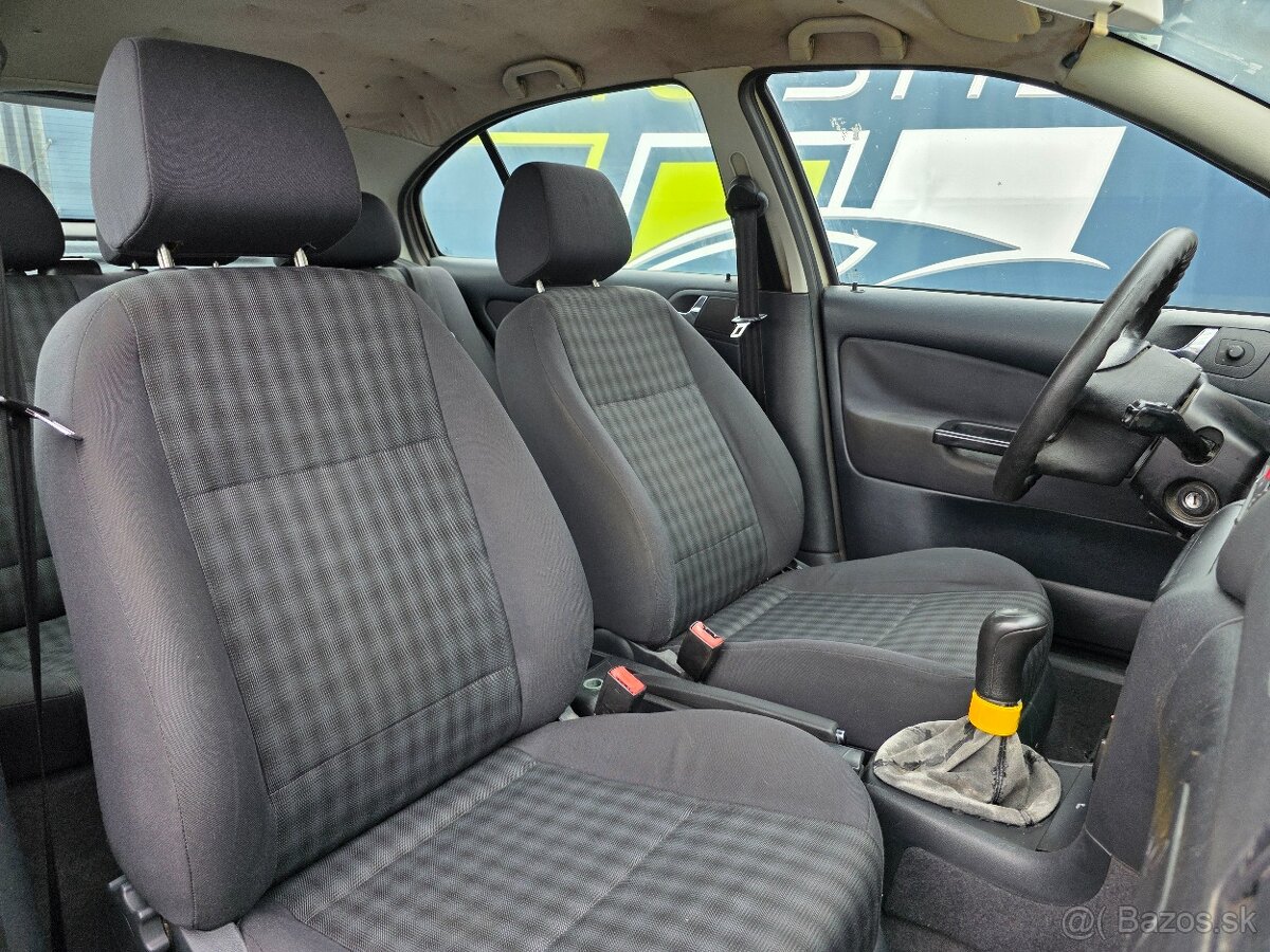 Škoda Octavia 1.6 Elegance - 18