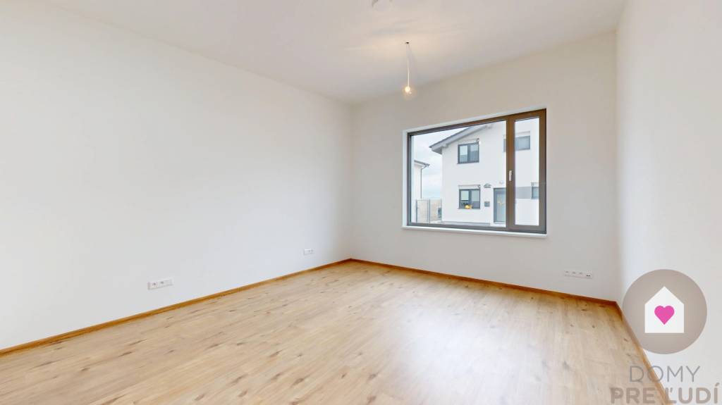 KOSTOLIŠTE - Skolaudovaná novostavba V ŠTANDARDE s hliníkový - 18