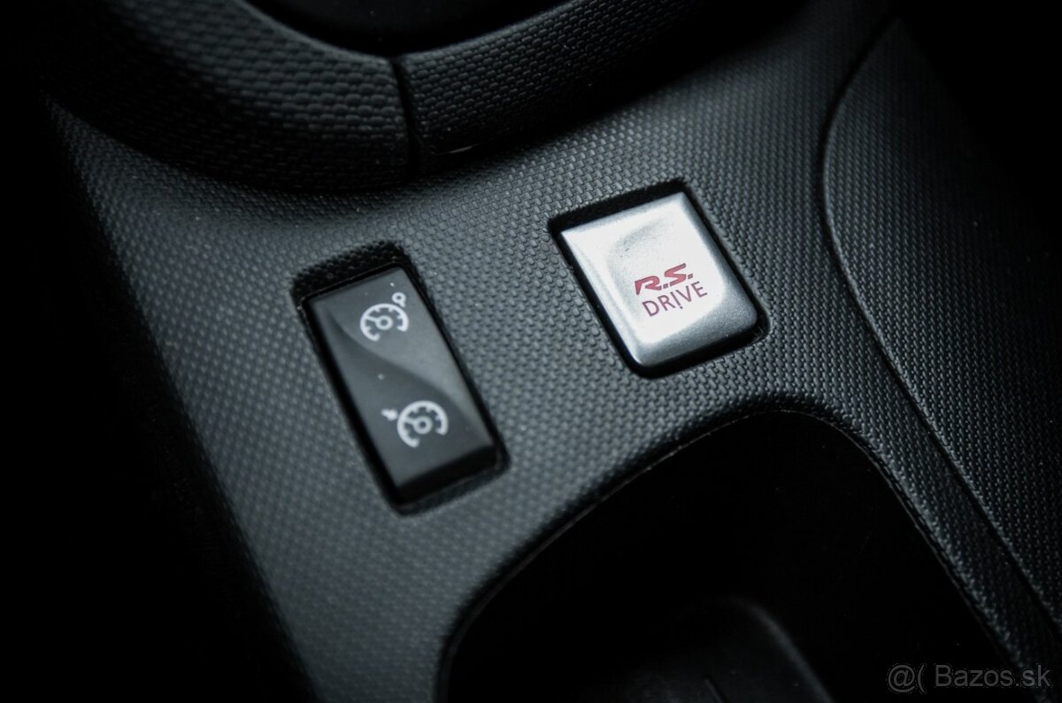 Renault Clio 1.6 Turbo R.S. EDC, 147kW - 18