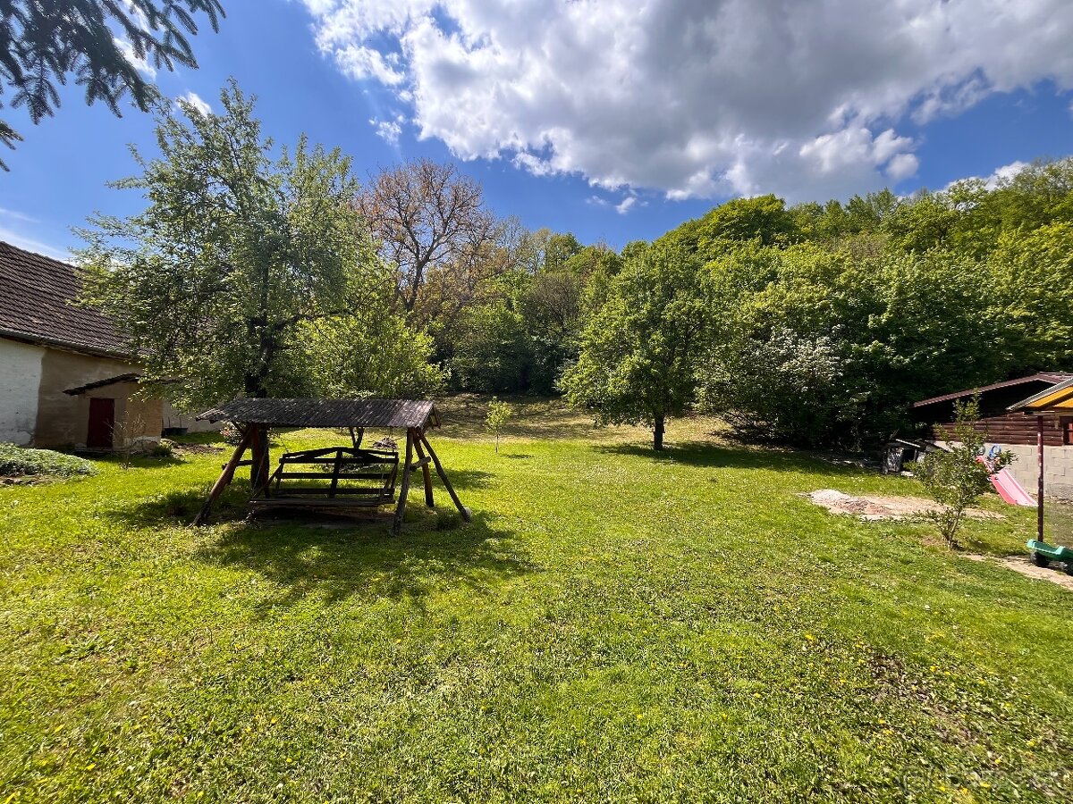 MAĎARSKO - MESZES - 4 IZBOVÝ ZREK. RD - 18