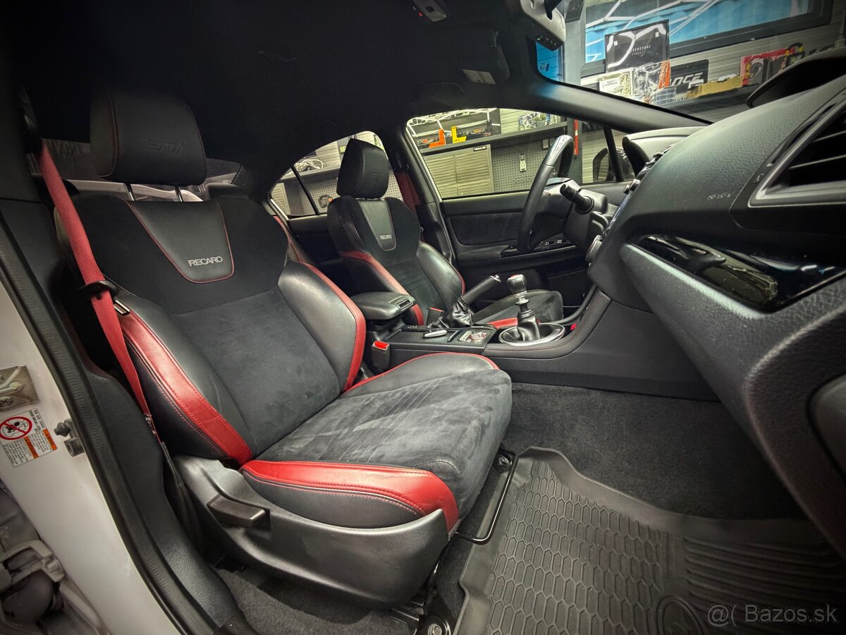 Subaru Impreza WTX STI White Edition - 18