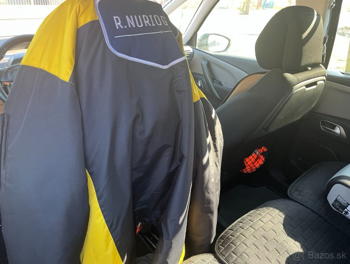 Citroën C4 Picasso 1.6HDi - 18