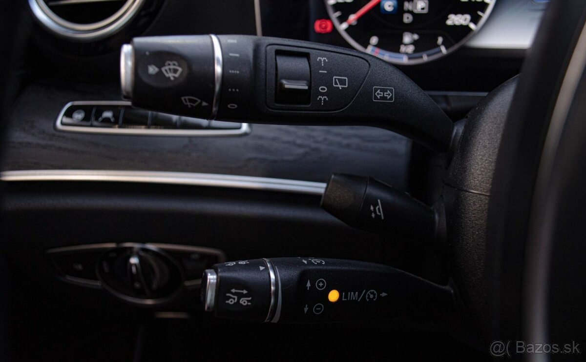 Mercedes Benz E350d 4x4 AMG - 18