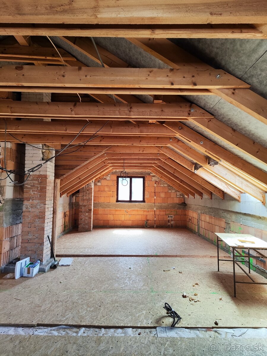 Predaj domu v obci Hronec. - 18