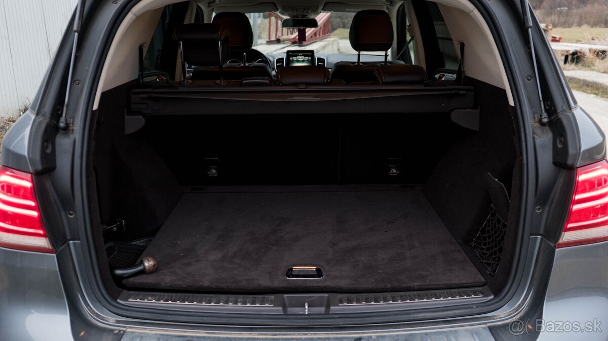 Mercedes-Benz GLE SUV 350d 4matic A/T - 18