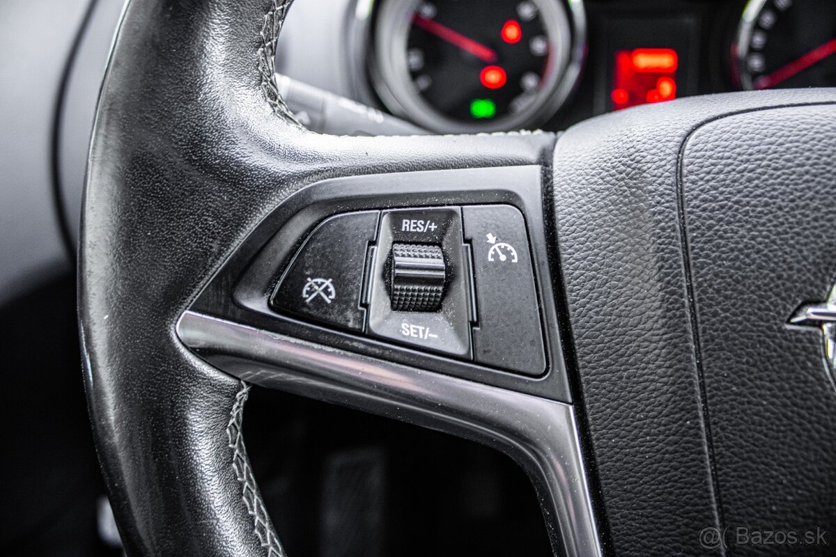 Opel Meriva 1.6 CDTI 136k S/S Cosmo - 18