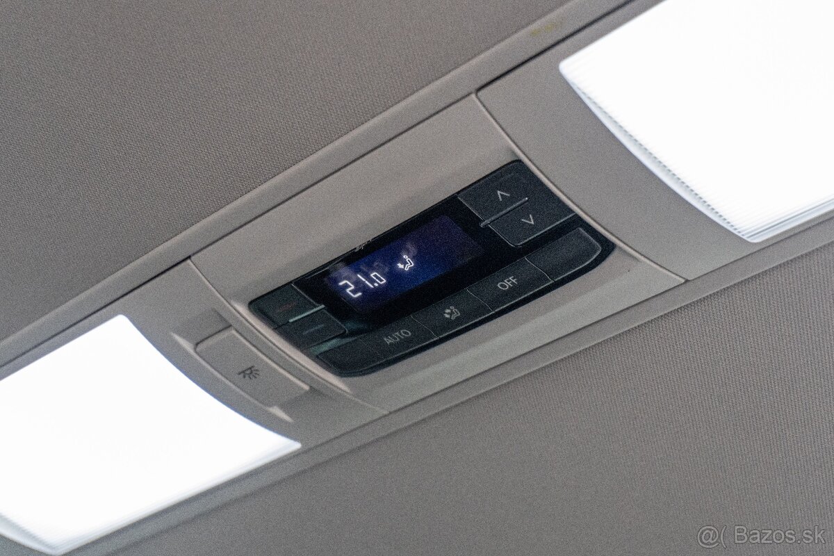 Volkswagen Multivan 2.0 TDI T6.1 - 18