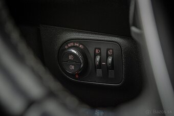 Opel Corsa 1.4 Excite, 66kW - 18