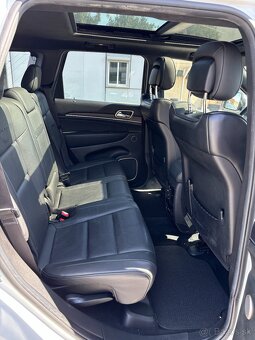 Jeep Grand Cherokee 3.0L V6 TD Summit A/T - 18