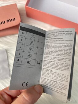 Miu Miu slnečné okuliare - 18