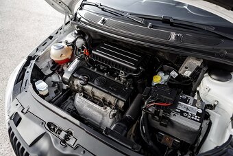 Škoda Fabia Ambiente 1 16V 63kW M5 12/2012 - 18