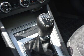Škoda Octavia Combi 2.0 TDI Drive EU6 FULL LED - 18