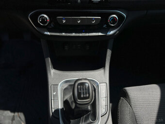 Hyundai i30 1.4i Comfort - 18
