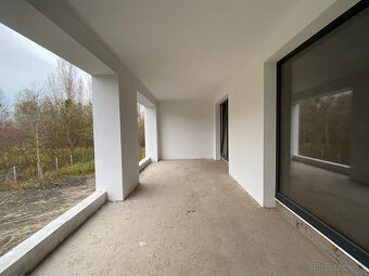 Na predaj 5 izbový rodinný dom v obci Dunajský Klátov s možn - 18