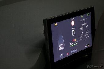 MG4 EV 125kW 51kWh LED ACC Pilot 15tkm - 18