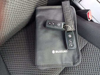 Suzuki Grand Vitara, 2.4-124kw,4x4,navi,xenon,2012 - 18