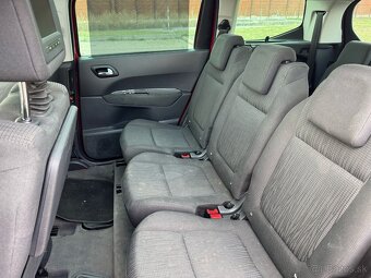 Peugeot 5008 1.6 HDI - 18