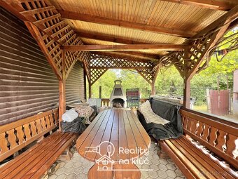 Na predaj krásna zariadená chata s vinohradom - Trávnica - 18