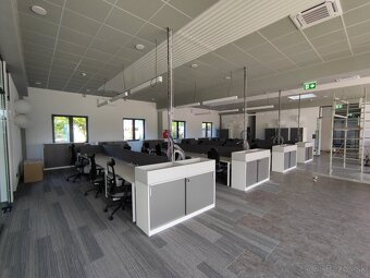 Montáž a demontáž nábytku - 18