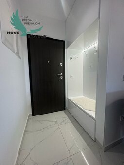 Exkluzívna novostavba apartmánu so záhradou len 90m od piesk - 18