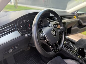 Volkswag Passat B8 Highline | DSG | Virtual cockpit|rok 2019 - 18