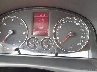 VW Touran 1.9TDi DSG - 18