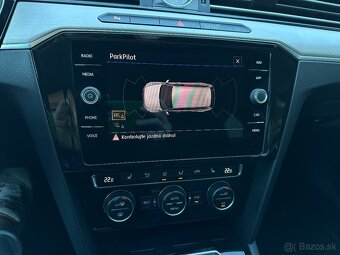 Rezervovaný Volkswagen Passat Variant 2.0 TDI Business DSG - 18