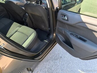 Citroen C4 1.6 hdi - 18