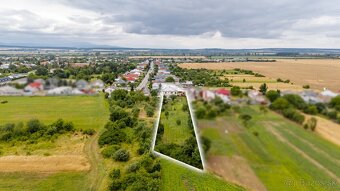 Na predaj rodinný dom v krásnym pozemkom v obci Sačurov - 18