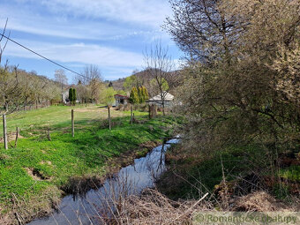 Rozostavaná chatka v rekreačnej oblasti Moravany nad Váhom - 18
